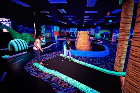 Challenge Your Friends at Mafic Mini Golf St. Louis